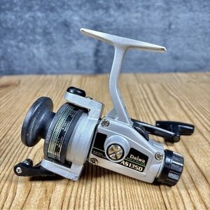 Vtg Daiwa AS1350 Rear Drag Fishing Spinning Reel Medium Light Freshwater Korea 1